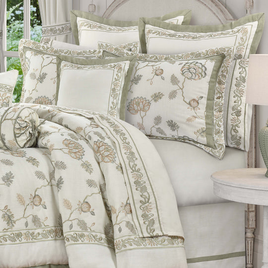 Fairview Sage Comforter Set by J Queen New York
The Fairview Collection 4 Piece Comforter Set