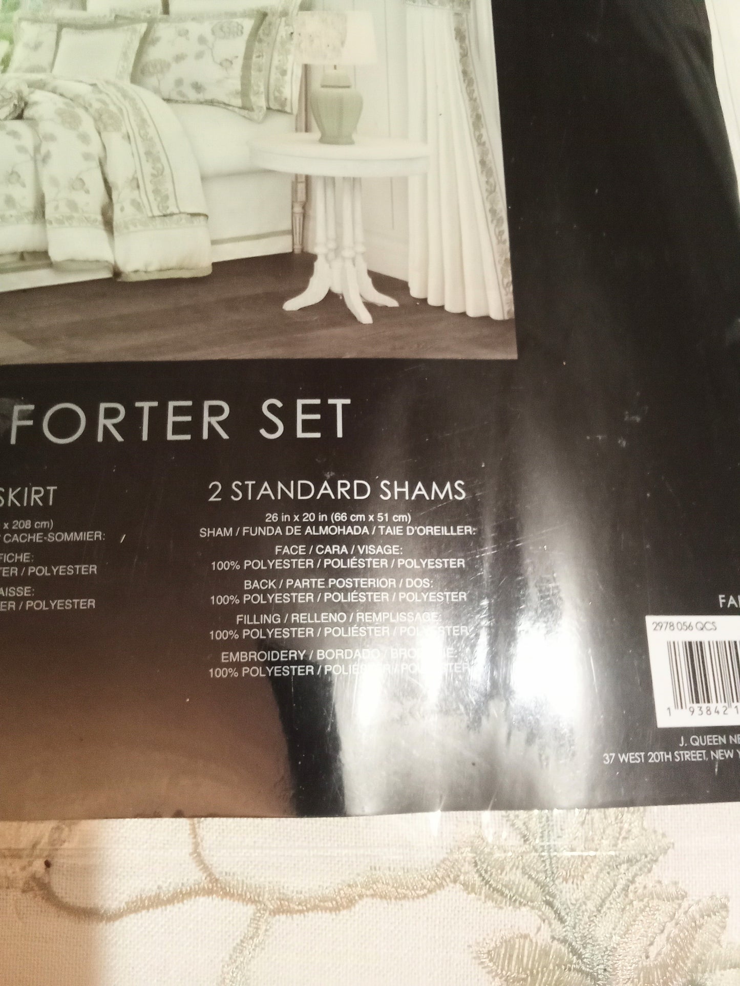 Fairview Sage Comforter Set by J Queen New York
The Fairview Collection 4 Piece Comforter Set