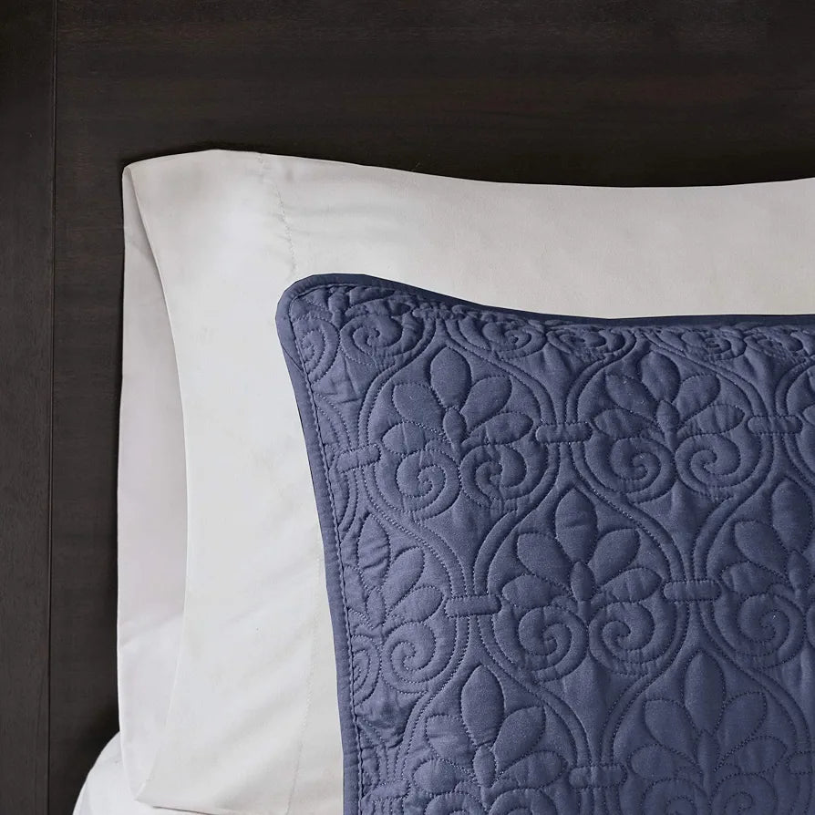 Madison Park Quebec Quilt Set - Luxurious Damask Stitching Design, Cotton Filled Lightweight Coverlet Bedspread Bedding, Shams, Full/Queen(90"x90"), Navy 3 Piece